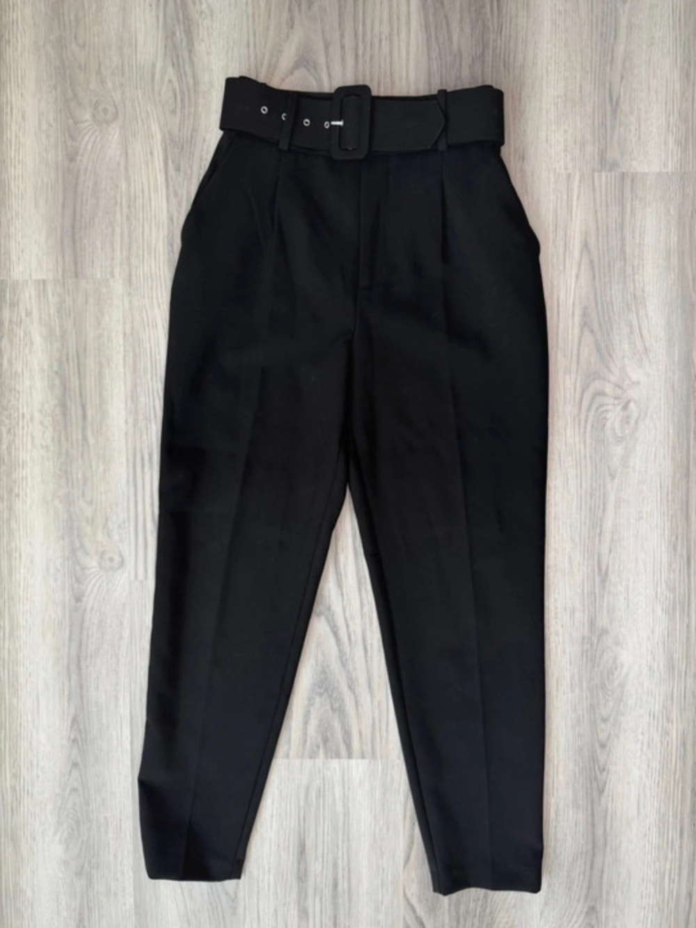 Zara Black High-Waist Tapered Women’s Pants with Belt